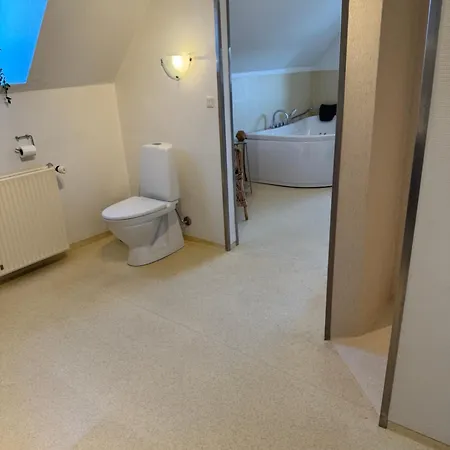 Stor Taet Pa Saltum Brønderslev