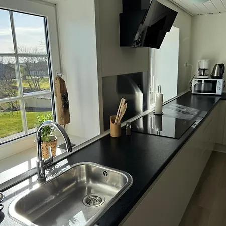 Stor Taet Pa Saltum Appartement Brønderslev