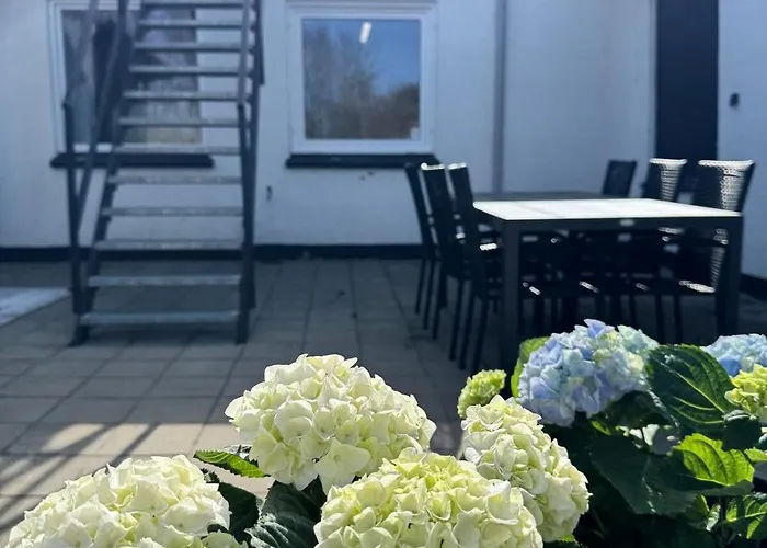 Apartment Stor Taet Pa Saltum *